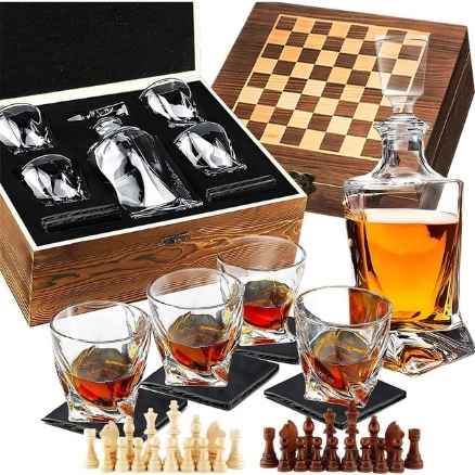 Set Whisky Premium con Ajedrez en Caja de Madera