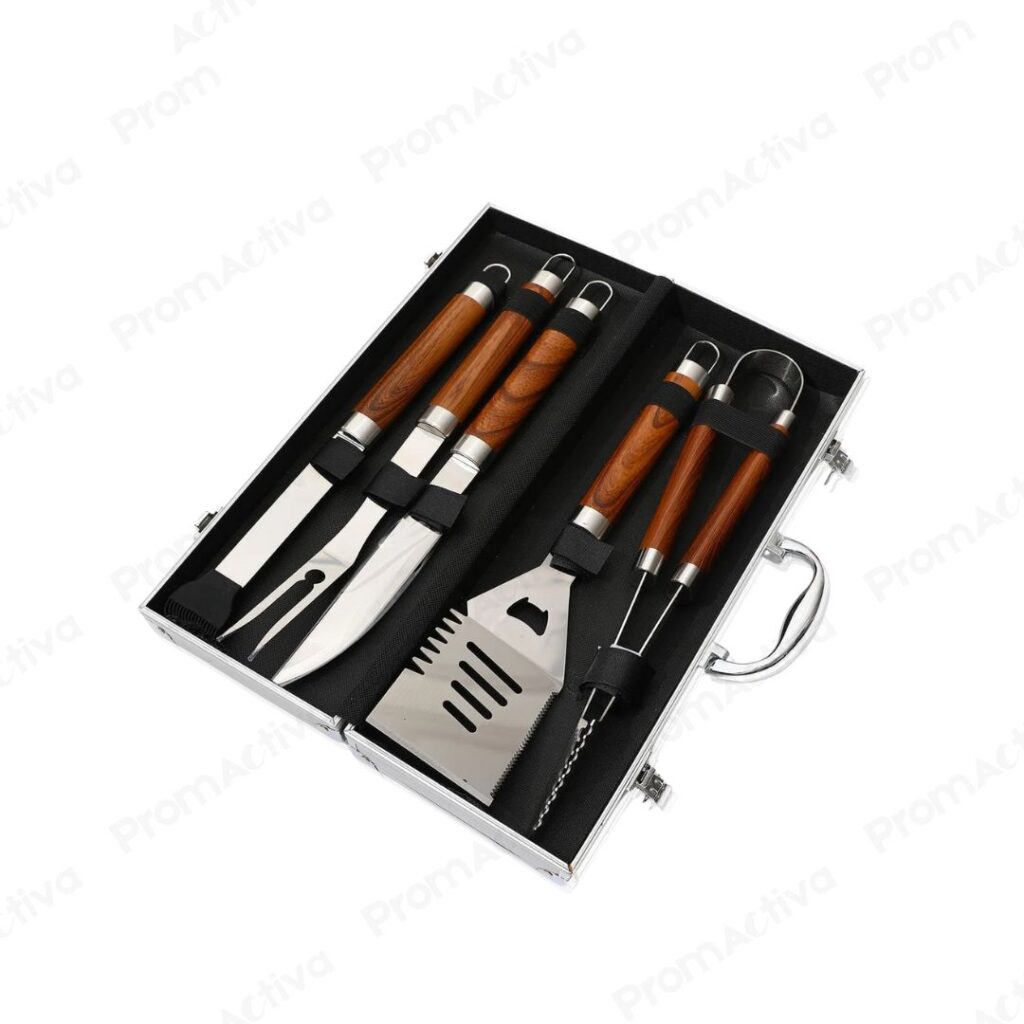 Set BBQ 5 piezas en caja de aluminio con mango de madera